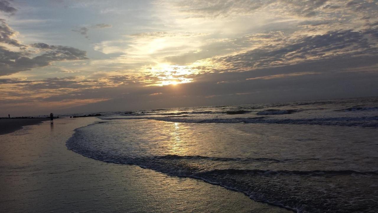 Folly Vacation Laid Back Casual Beach Bungalow 209-B ฟอลลีบีช ภายนอก รูปภาพ